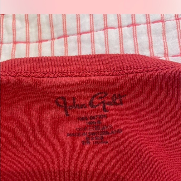 Brandy Melville Red Short Sleeve Tee with Deer Embroidery - Picture 3 of 3